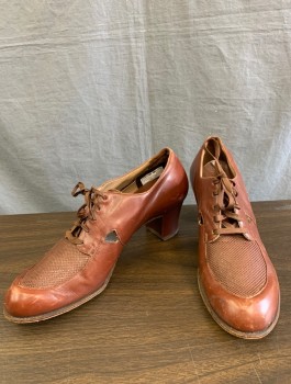 DR.SCHOLL'S, Brown, Leather, Solid, Lace Up Brogues/Oxfords, Mesh Panel at Toe, Cutouts Along Sides, 2" Heels, in Fair Condition with Minor Scuffing at Toe