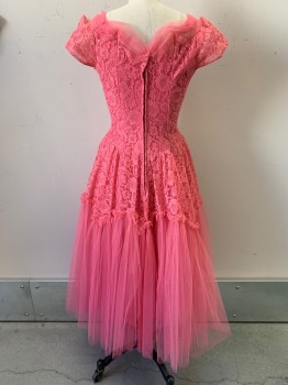 NO LABEL, Hot Pink, Polyester, Floral, S/S, Tulle Sweetheart Neckline, Lace Detail, Ruffled Seam with Tulle Bottom, Back Zipper,