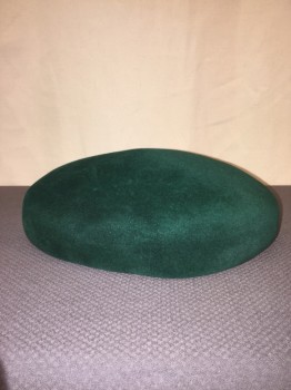 LA FAMILIARE, Green, Solid, Beret Style, Velvet, Folded Under, Spotted Discoloration,