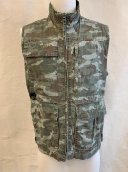 OUTDOOR LIFE, Olive Green, Lt Gray, Brown, Cotton, Camouflage, Stand Collar, Zip Front, 4 Pockets at Front, 1 Large Pocket at Lower Back