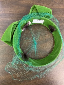 N/L, Pea Green, Cotton, Solid, Velvet Covered Halo Shape, Open Crown, Emerald Green Netting Attached with Several Holes/Tears, Large Velvet Bow in Back, In Fair Condition Overall