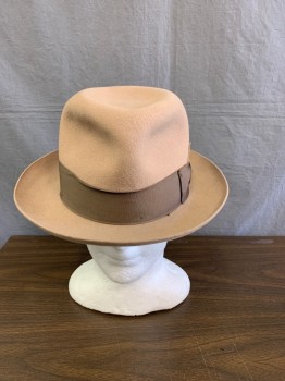 Lions Crest, Beige, Khaki Brown, Wool, Classic Medium Cut Brimmed Fedora with 1.5 '' Khaki Coloed Grosgrain Band, No Label But a Shield Crest with Red and Gold Lion on Inside Crown,