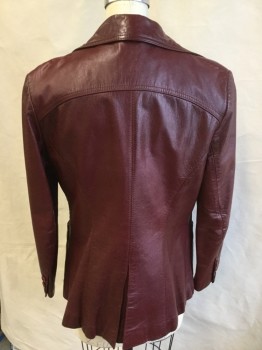 FOX 21, Brown, Leather, Solid, Reddish-brown with Reddish-brown Lining, Notched Lapel, 2 Button Front, 3 Pockets, Long Sleeves, 1 Split Back Center Hem