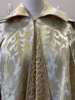 NO LABEL, Gold, Champagne, Polyester, Silk, Brocade, Front Hook, C.A., 2 Side Gold  Broaches, Embroiderred Detail in Lining,