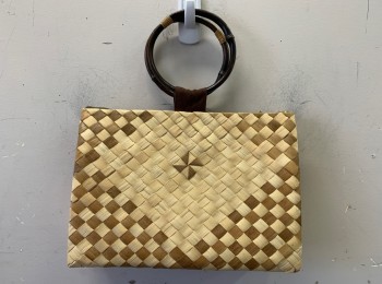 N/L, Tan Brown, Lt Brown, Straw, Basket Weave, Tropical Inspired, Rectangular Shape with 2 Circular Brown Bamboo Ring Handles, Lining is Earth Toned Abstract Print Cotton, Zip Closure