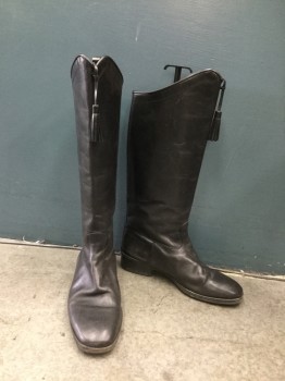 N/L, Black, Leather, Solid, Prussian 1700s Reproduction Military Boots. Flat Pull on with Tassle at Front, Length to Below Knee